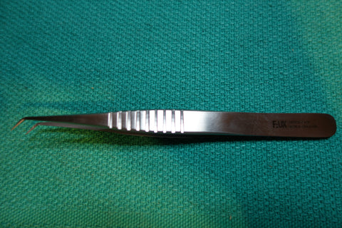 Vessel Dilator 13.5cm, Angulated 45 degree tip