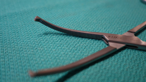 Rochester-Ochsner Forceps 6-1/4 Curved